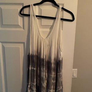 White to grey ombré flowy dress!